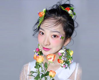 ѧУ������Ƶ